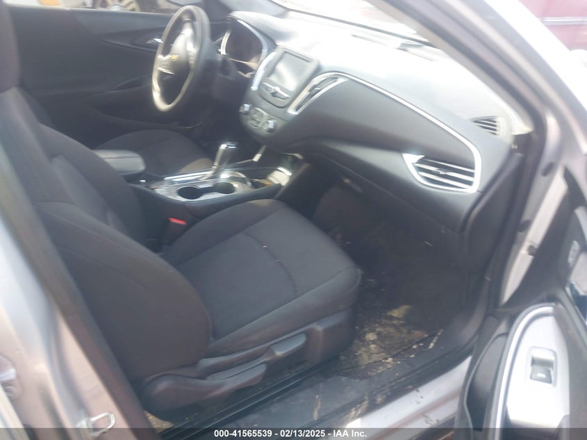 2018 CHEVROLET MALIBU VIN: 1G1ZD5ST6JF197652