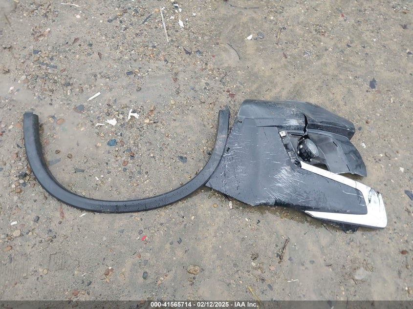 2017 MITSUBISHI OUTLANDER SPORT 2.0 ES - JA4AP3AU2HZ006130