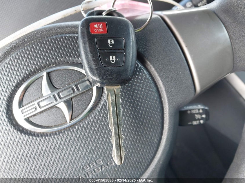 2015 SCION XB VIN: JTLZE4FE7FJ068936