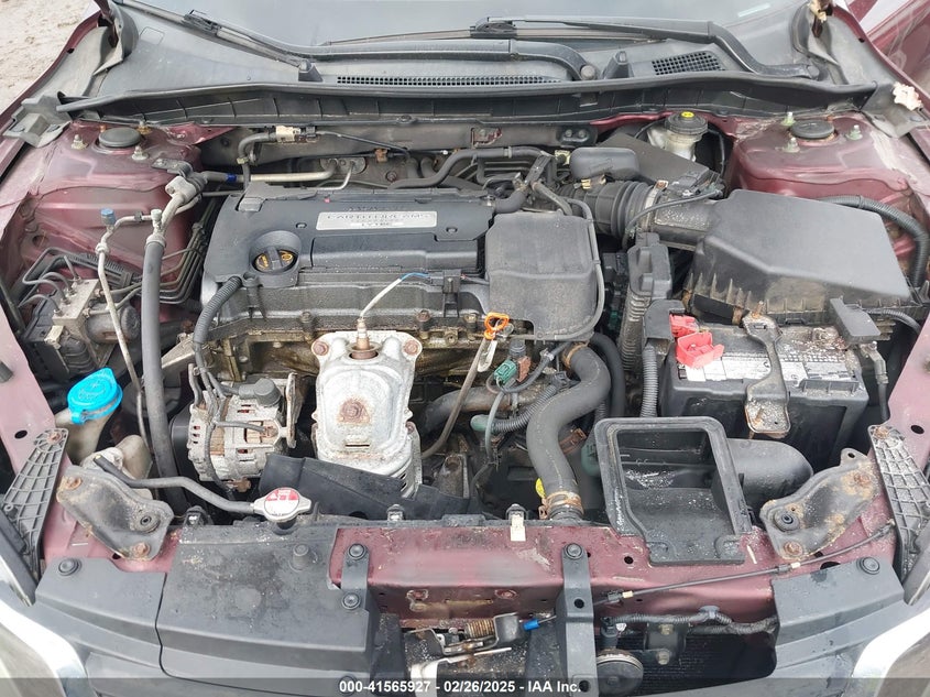 2014 HONDA ACCORD VIN: 1HGCR2F30EA070116