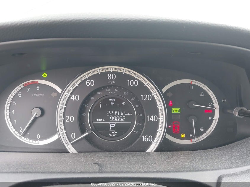 2014 HONDA ACCORD VIN: 1HGCR2F30EA070116