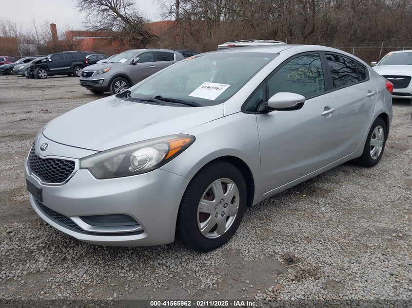 2015 KIA FORTE VIN: KNAFK4A65F5290551