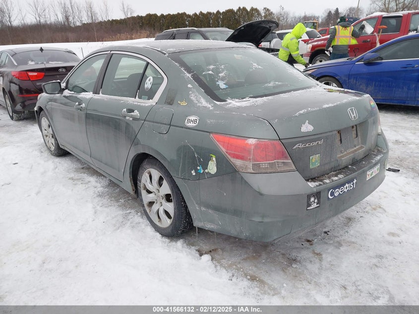 2008 HONDA ACCORD VIN: 1HGCP26758A088527