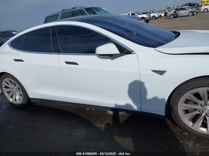 2015 TESLA MODEL S VIN: 5YJSA1S20FF092750