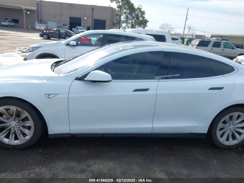 2015 TESLA MODEL S VIN: 5YJSA1S20FF092750