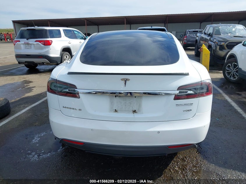 2015 TESLA MODEL S VIN: 5YJSA1S20FF092750