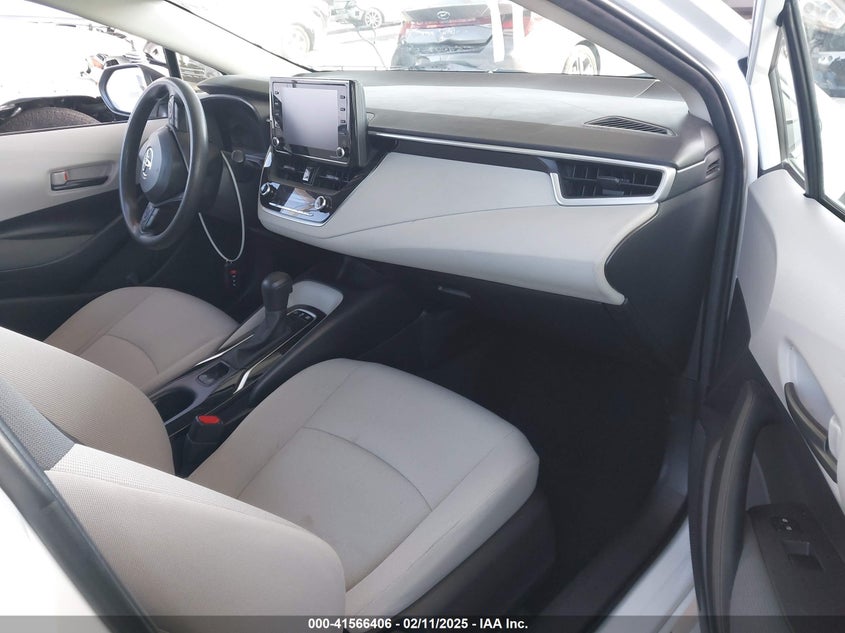 2022 TOYOTA COROLLA VIN: JTDEAMDE7N3006190