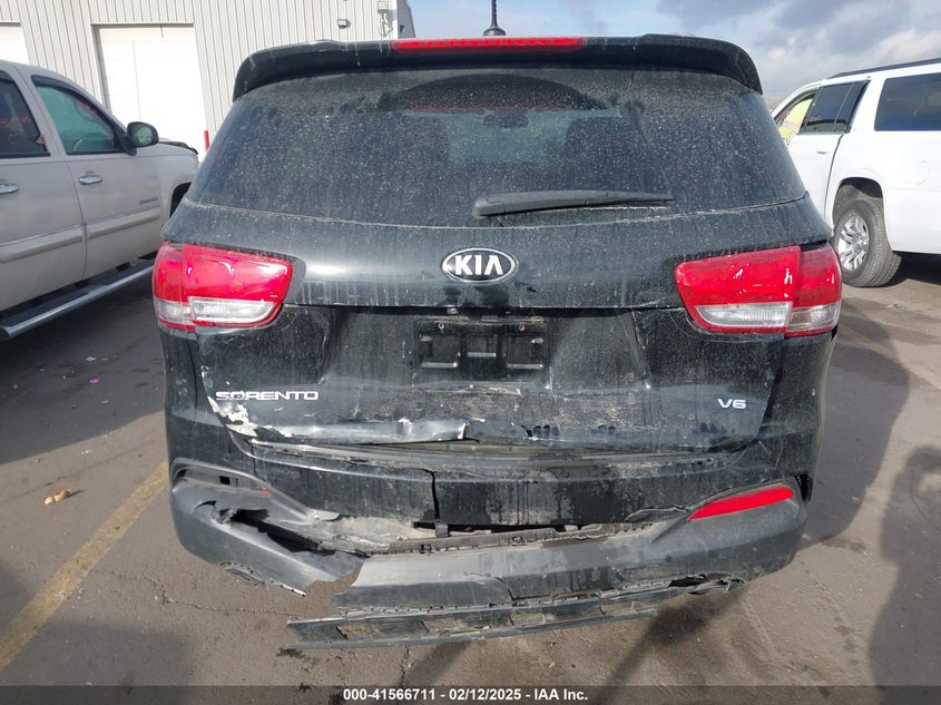 2017 Kia Sorento 3.3L Lx VIN: 5XYPGDA50HG328133 Lot: 41566711