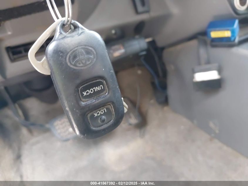 2005 Toyota Tundra Sr5 V8 VIN: 5TBDT44175F478853 Lot: 41567392