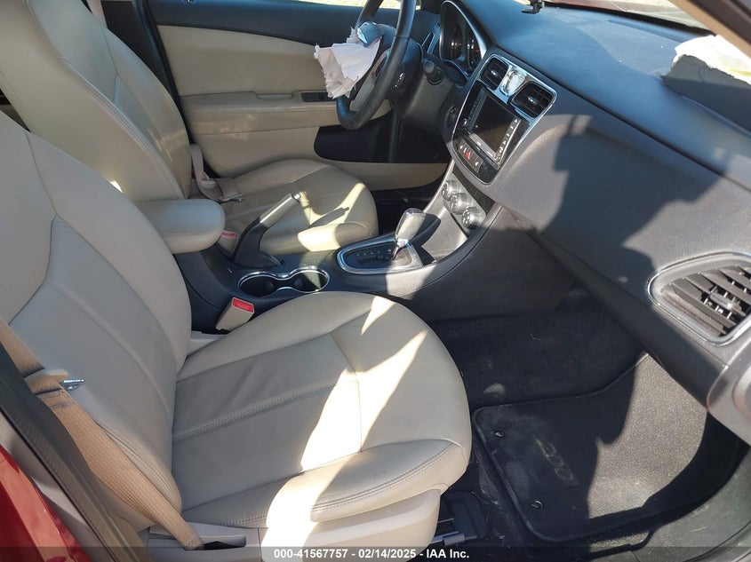 2012 CHRYSLER 200 VIN: 1C3CCBCB4CN176400