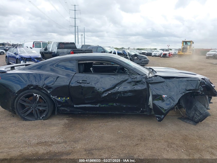 2018 Chevrolet Camaro 2Ss VIN: 1G1FH1R70J0186772 Lot: 41569033