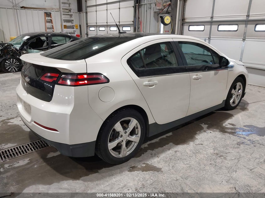2012 CHEVROLET VOLT VIN: 1G1RB6E46CU102019