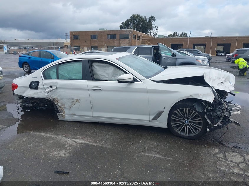 2018 BMW 530E IPERFORMANCE - WBAJA9C55JB032751