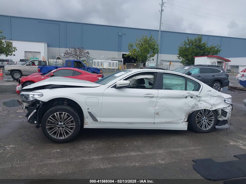 2018 BMW 530E IPERFORMANCE - WBAJA9C55JB032751