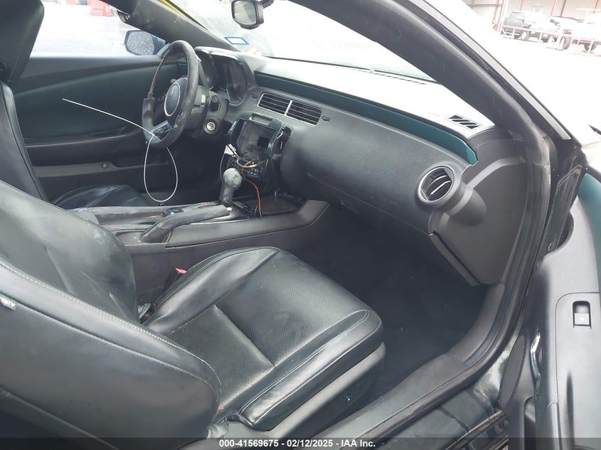 2010 CHEVROLET CAMARO VIN: 2G1FB1EV0A9125708