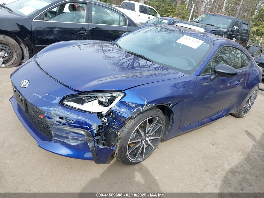 2024 TOYOTA GR86 VIN: JF1ZNBB16R8760044