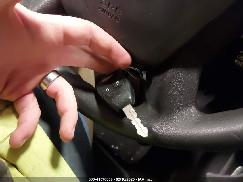 2010 Jeep Compass Sport VIN: 1J4NF4FB0AD501897 Lot: 41570009