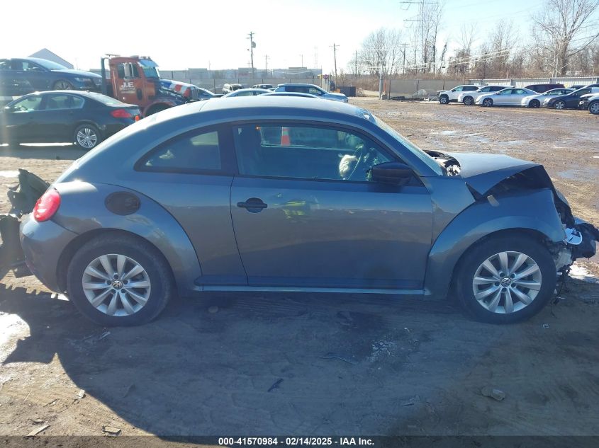 2014 Volkswagen Beetle 2.5L Entry VIN: 3VWFP7AT0EM624776 Lot: 41570984