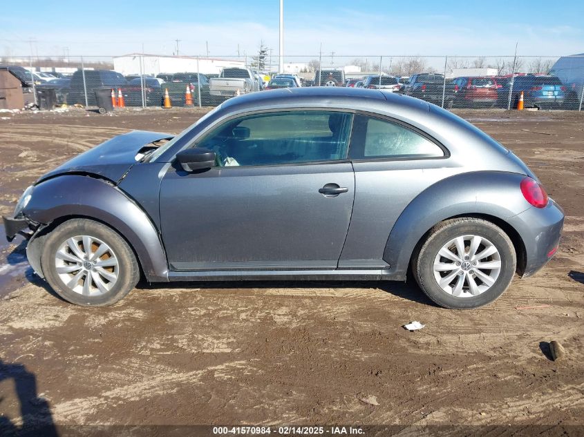 2014 Volkswagen Beetle 2.5L Entry VIN: 3VWFP7AT0EM624776 Lot: 41570984