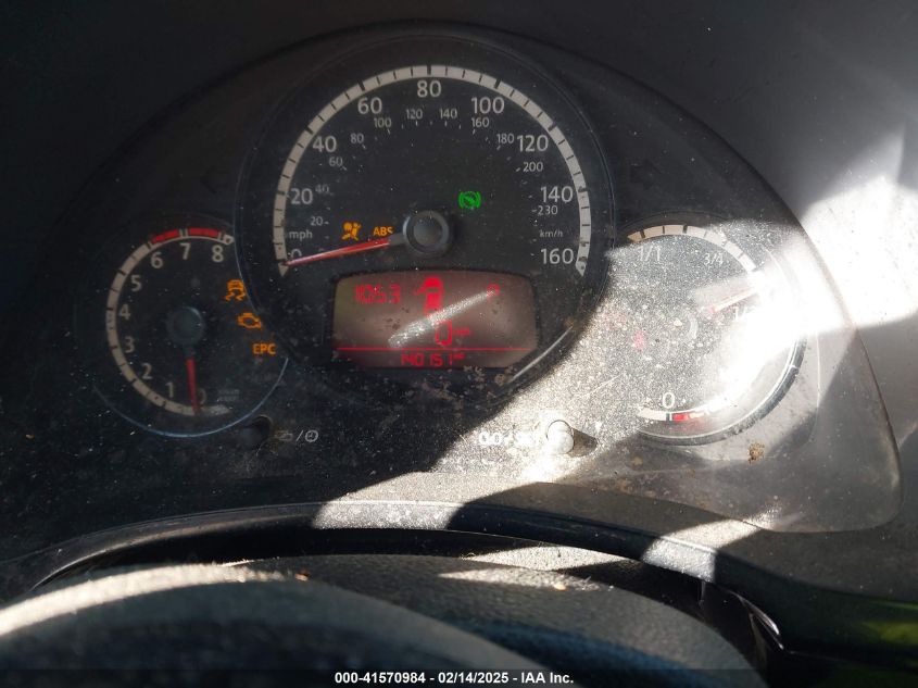 2014 Volkswagen Beetle 2.5L Entry VIN: 3VWFP7AT0EM624776 Lot: 41570984