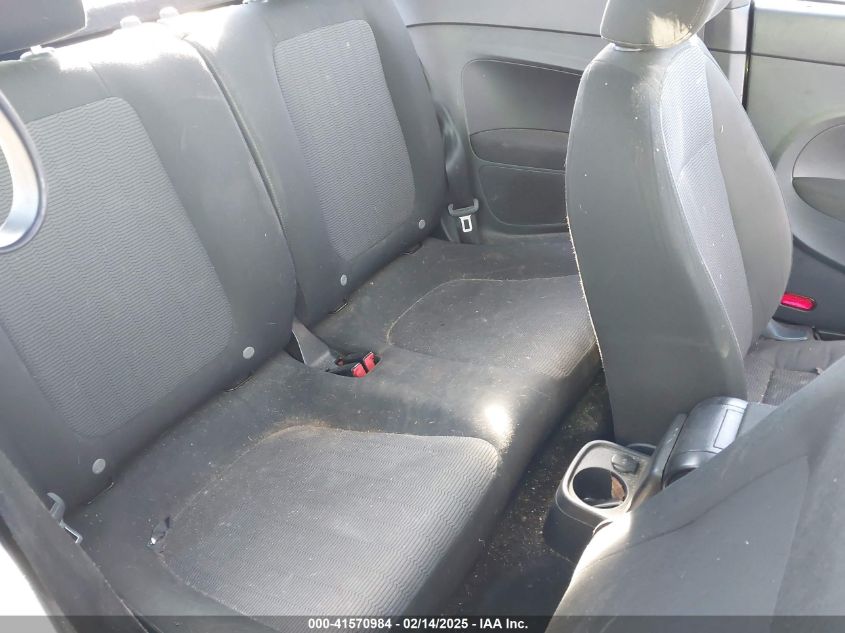 2014 Volkswagen Beetle 2.5L Entry VIN: 3VWFP7AT0EM624776 Lot: 41570984