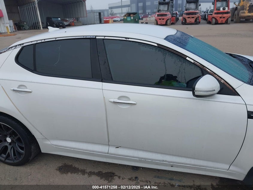 2015 KIA OPTIMA VIN: KNAGM4A79F5636656