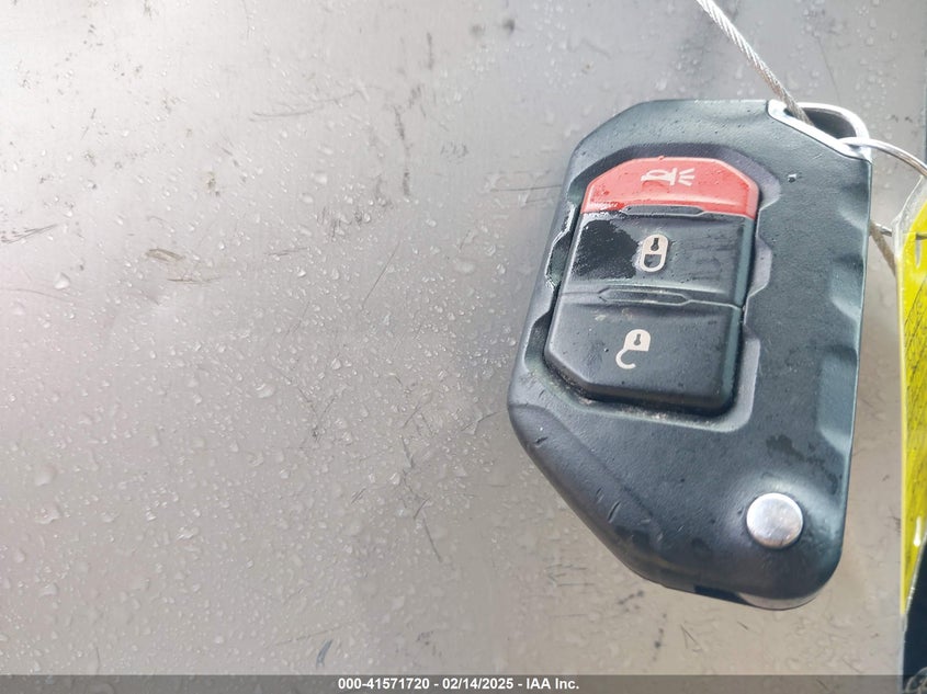 2019 JEEP WRANGLER UNLIMITED SAHARA 4X4 - 1C4HJXEG0KW518169