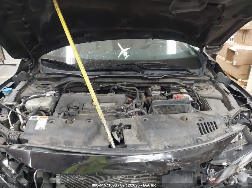 2018 HONDA CIVIC VIN: 19XFC2F58JE020361