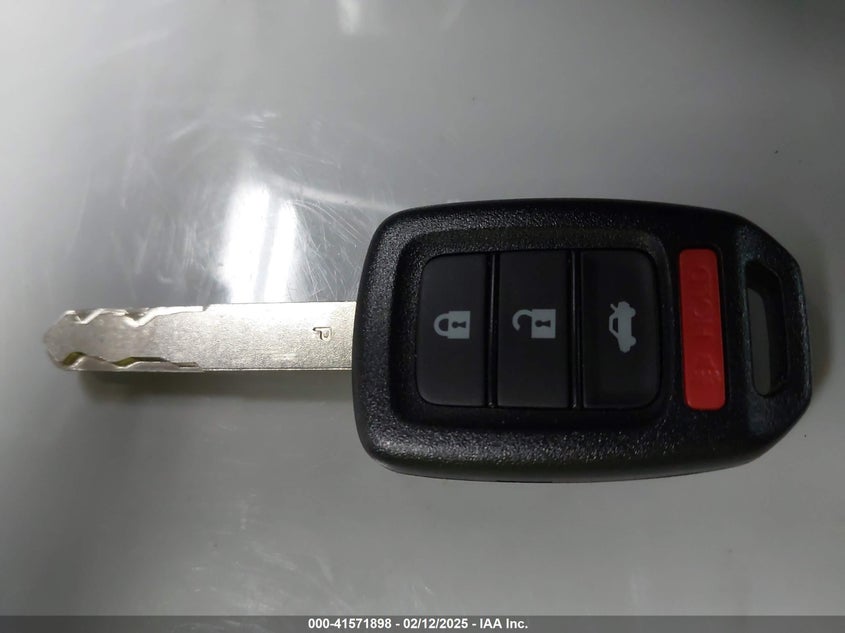 2018 HONDA CIVIC VIN: 19XFC2F58JE020361