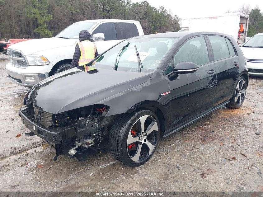 2015 VOLKSWAGEN GOLF GTI 2.0T S 4-DOOR - 3VW5T7AU4FM081854