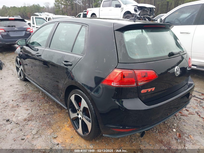 2015 VOLKSWAGEN GOLF GTI 2.0T S 4-DOOR - 3VW5T7AU4FM081854