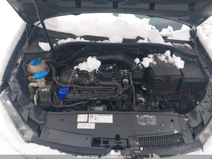 2011 Volkswagen Gti 4-Door VIN: WVWHV7AJ6BW224216 Lot: 41572020