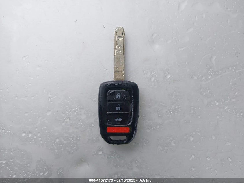 2015 HONDA ACCORD VIN: 1HGCR2F32FA108639