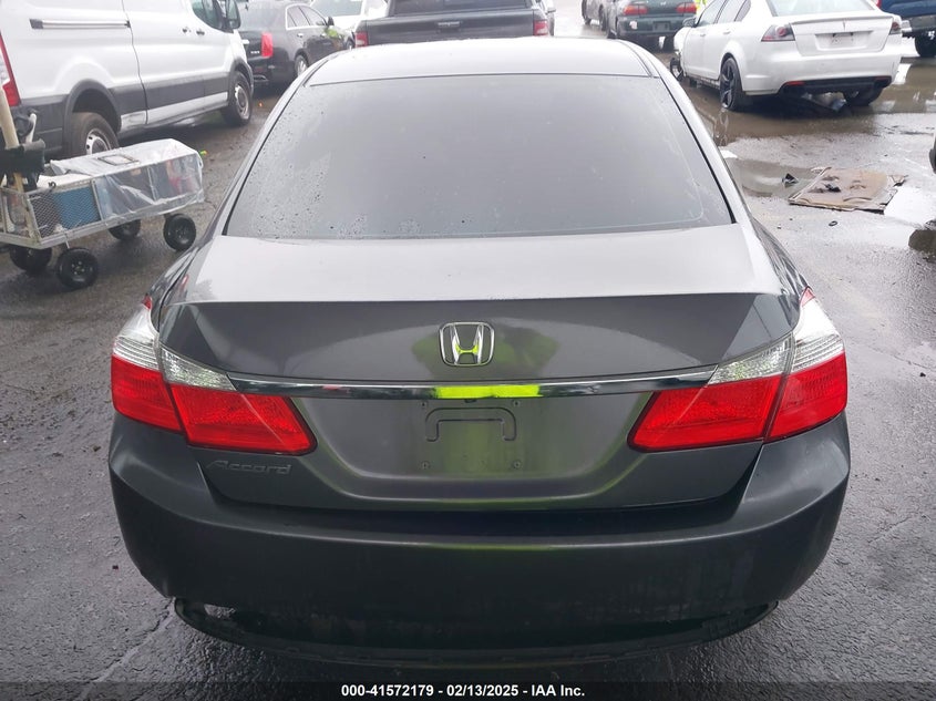 2015 HONDA ACCORD VIN: 1HGCR2F32FA108639