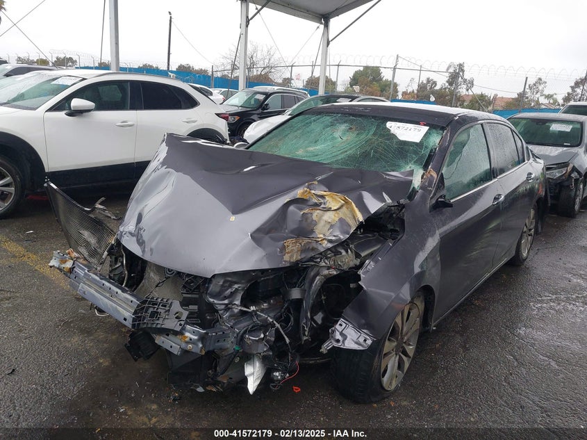 2015 HONDA ACCORD VIN: 1HGCR2F32FA108639