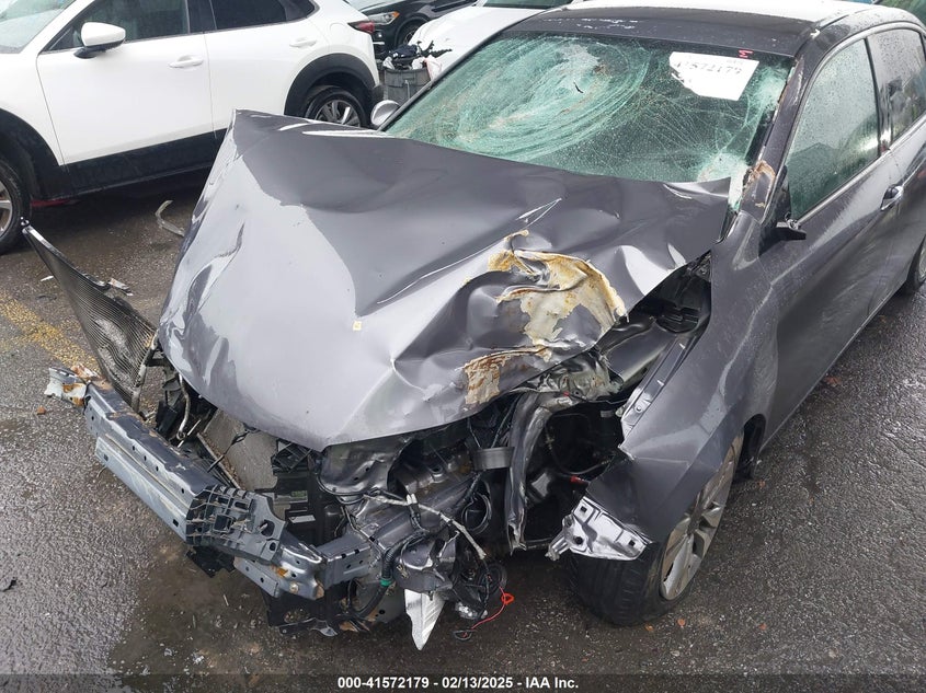 2015 HONDA ACCORD VIN: 1HGCR2F32FA108639