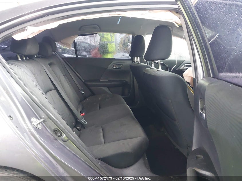 2015 HONDA ACCORD VIN: 1HGCR2F32FA108639