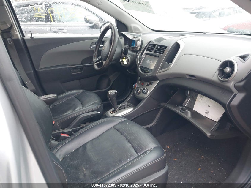 2015 CHEVROLET SONIC VIN: 1G1JE5SB5F4121571