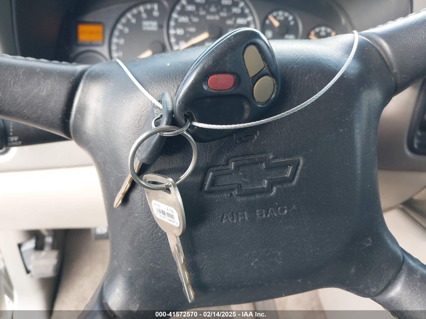 2002 Chevrolet Suburban 1500 Z71 VIN: 3GNFK16Z82G296620 Lot: 41572570