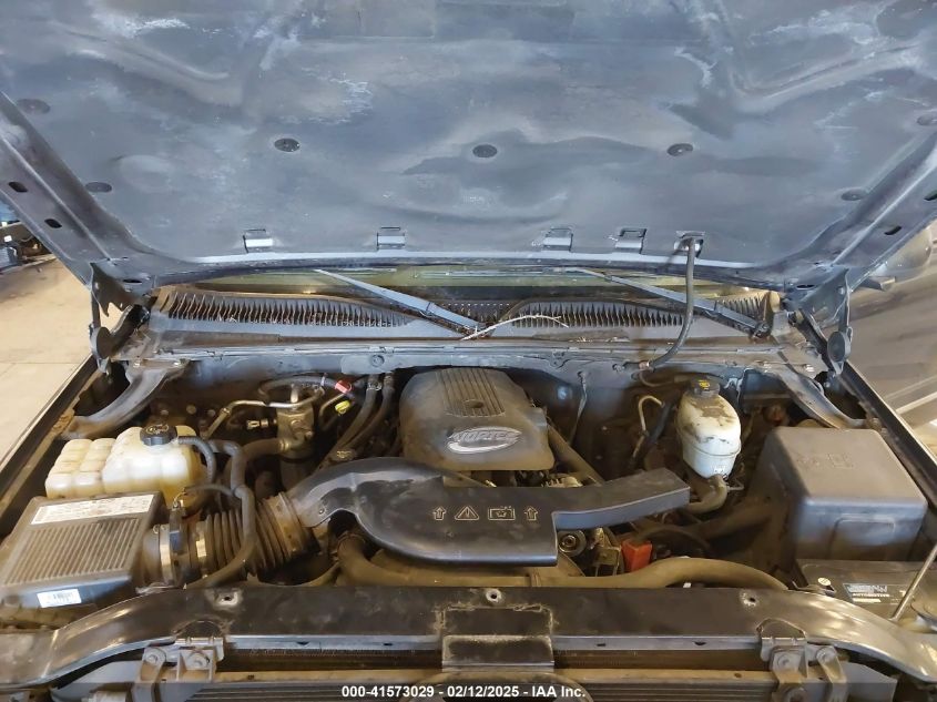 2004 Chevrolet Suburban 1500 Lt VIN: 1GNFK16Z64J268977 Lot: 41573029