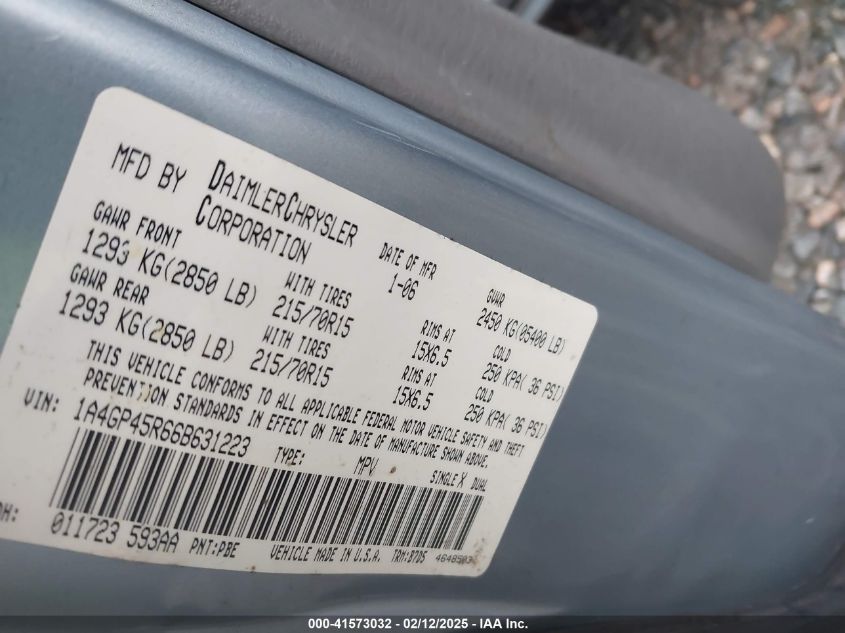2006 Chrysler Town & Country VIN: 1A4GP45R66B631223 Lot: 41573032