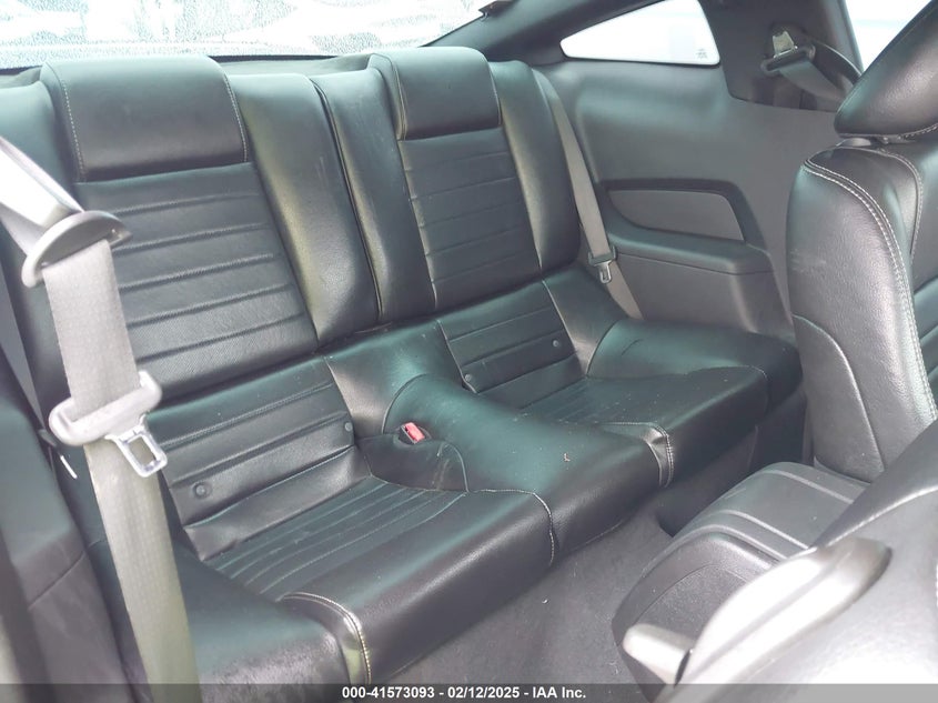2010 FORD MUSTANG VIN: 1ZVBP8CHXA5127425