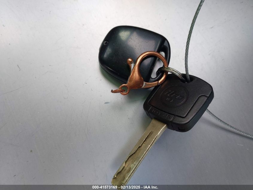 2004 Lexus Es 330 VIN: JTHBA30G245013070 Lot: 41573169