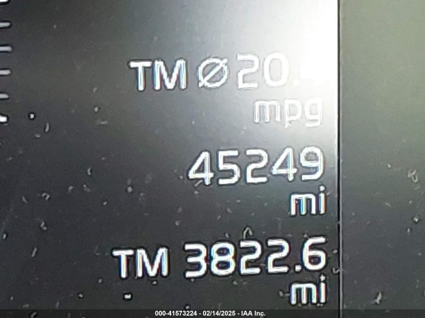 2019 Volvo Xc60 T5 Momentum VIN: LYV102DK8KB255769 Lot: 41573224