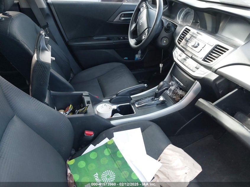 2015 HONDA ACCORD VIN: 1HGCR2F38FA110461