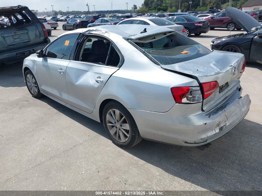 2015 VOLKSWAGEN JETTA VIN: 3VW3A7AJ0FM274845