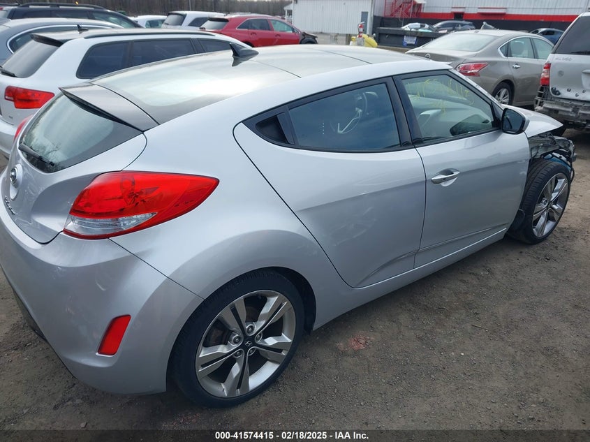 2017 HYUNDAI VELOSTER VIN: KMHTC6AD2HU324740