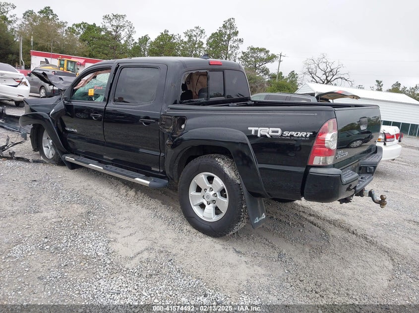 2015 TOYOTA TACOMA VIN: 5TFLU4EN3FX142646
