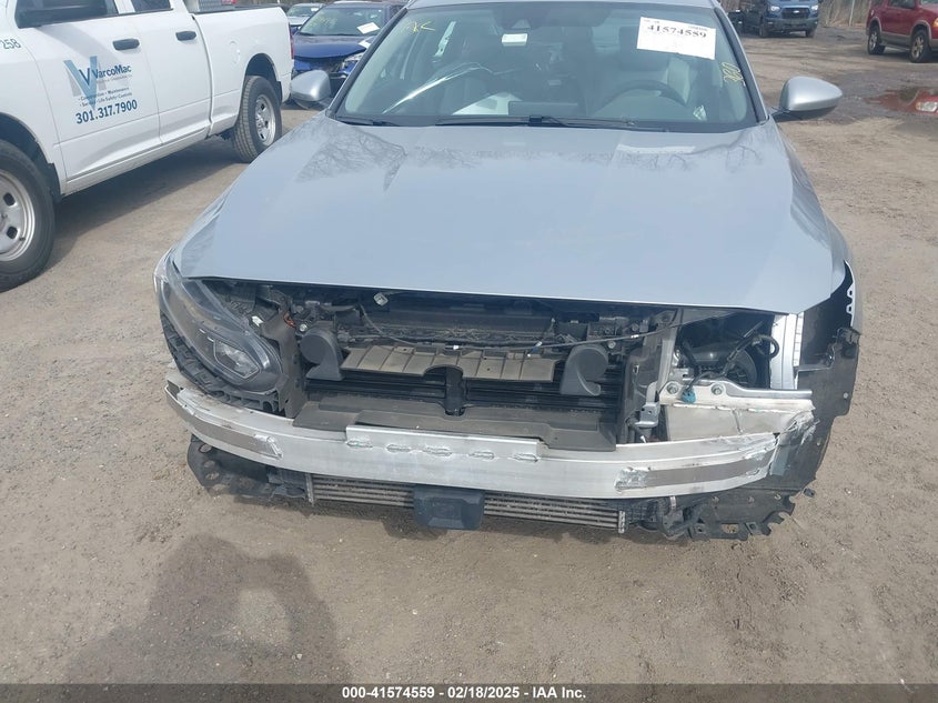 VIN 1HGCV1F43JA077733 2018 HONDA ACCORD EX