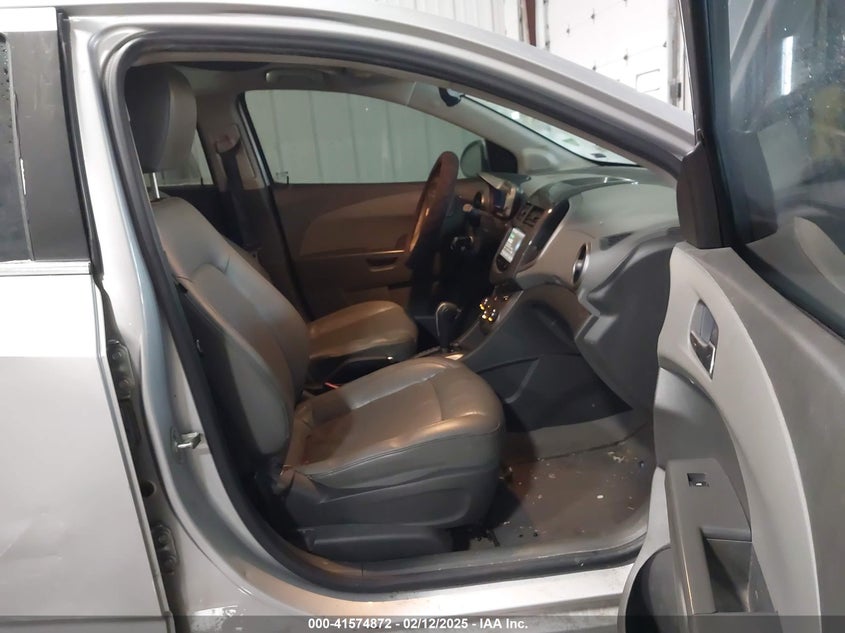 2015 CHEVROLET SONIC VIN: 1G1JE6SB6F4189979